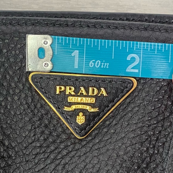 Prada Vitello Daino front pocket wing tote black leather - Picture 14 of 17